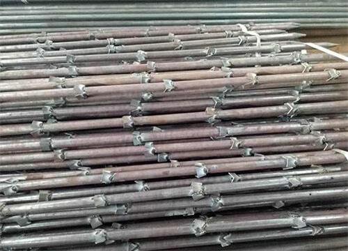 吴桥隧道钢花管